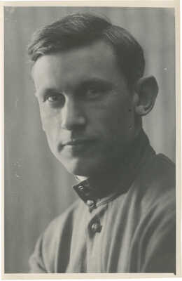 Четырнадцать фотографий известных и знаменитых: